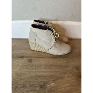 Time wedged heals Desert Shoe lace up shoe